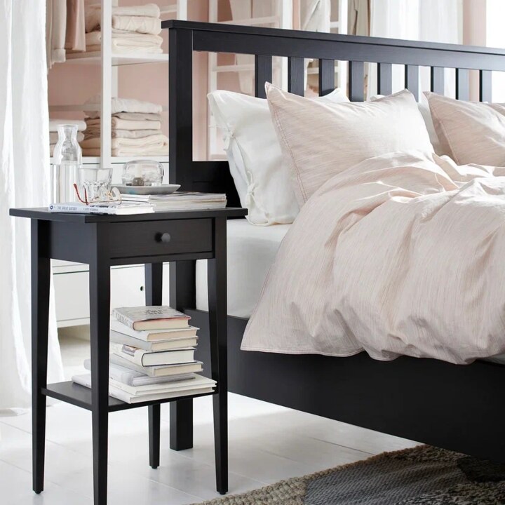 Прикроватная тумба HEMNES, Коричневый